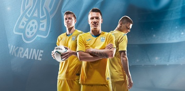 Стартовал предварительный заказ на новые футболки сборной Украины
