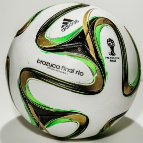 Футбольный мяч Adidas BRAZUCA finale match ball replica (mi-8148) купить в Киеве в интернет-магазине Playfootball