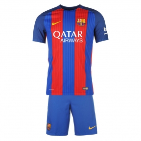 Футбольная форма Барселоны 2016/2017 stadium (Barcelona home 2016/2017)